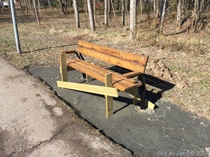 28 april 2017 Parkbänk