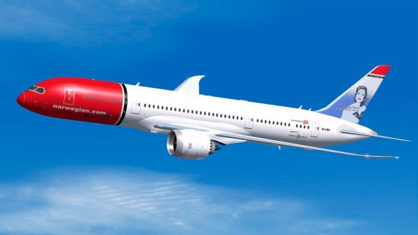 SUNDAY LIFE NEWS - Norwegian airlines plane - Norwegian 787 Dreamliner